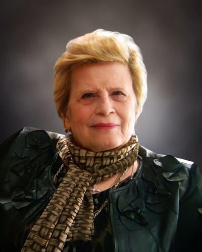 Blanche Koueiter Pahlawan