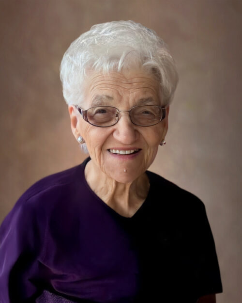 Dina Valvasori (Nee: Del Bel Belluz)