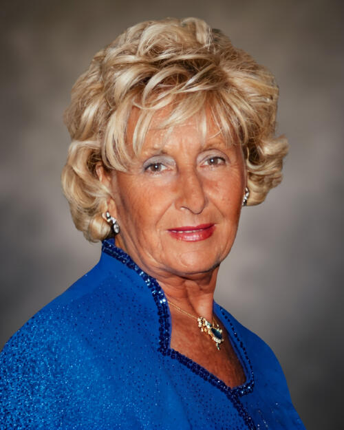 Angela DiGiacomo